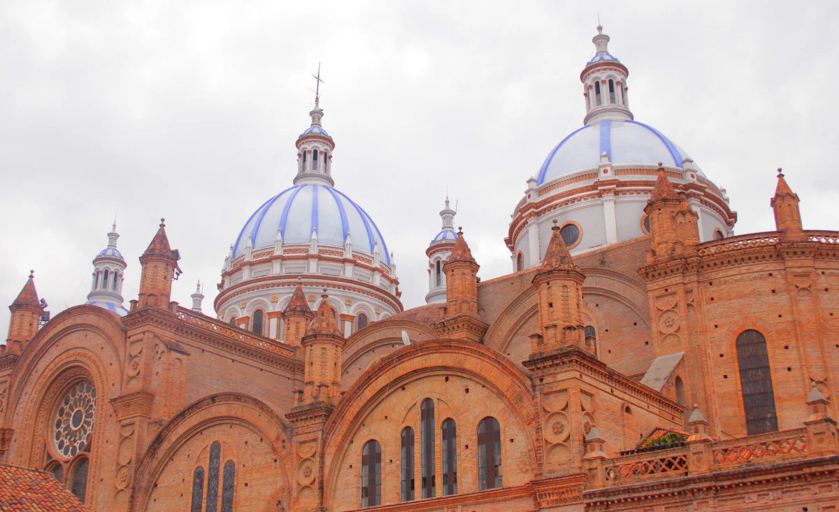 Where to Live in Ecuador: City & Neighborhood Guide